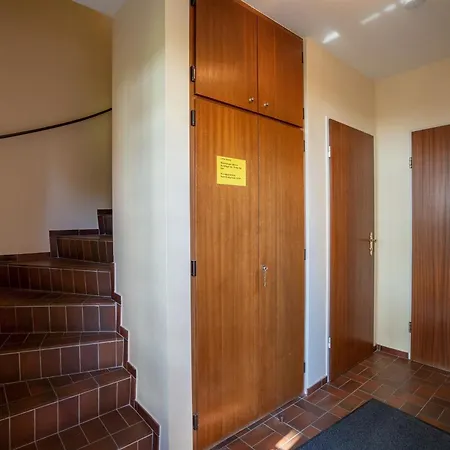 Alte Bergstrasse 6 Sprottentraum Апартаменты Шарбойц